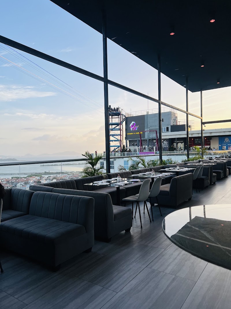 Cielo Rooftop Bar